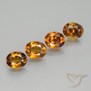 Pedras preciosas de Pequena Garnet Laranja Marrom Profundo natural de 2.93 ct, oval, VVS-VS