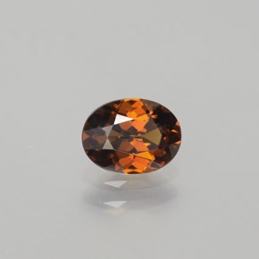 Pequena Garnet Marrom Laranja Natural 0.87ct, Corte Oval, VVS