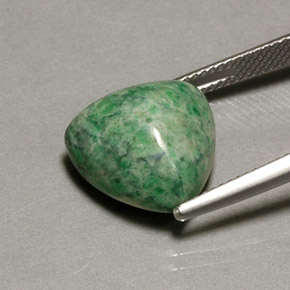 Maw-sit-sit verde natural 12,16ct, trillion, opaco