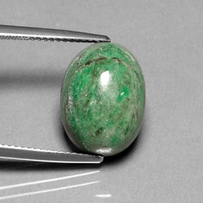 Maw-sit-sit verde natural 11,30ct, corte oval, opaco