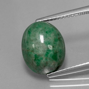Maw-sit-sit verde natural 6,54ct, corte oval, opaco