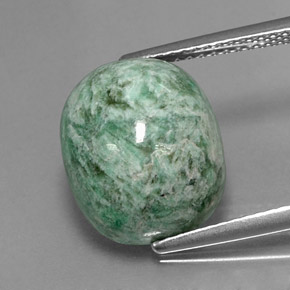 Maw-sit-sit verde natural 9,76ct, corte oval, opaco