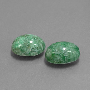 Pedras preciosas de maw-sit-sit verde natural de  ct, corte oval, opaco