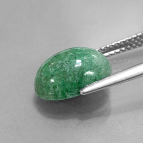 Maw-sit-sit verde natural 3,87ct, corte oval, opaco