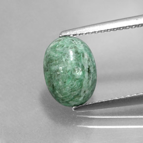 Maw-Senta-Senta Verde Natural 2.71ct, Corte Oval, Opaco