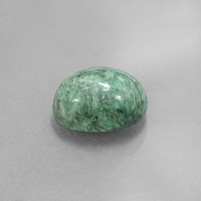 Maw-Senta-Senta Verde Natural 2.71ct, Corte Oval, Opaco
