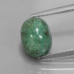 Maw-sit-sit verde natural 2,30ct, corte oval, opaco