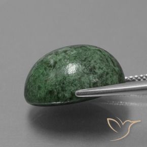 Maw-Senta-Senta Verde Terroso Natural 15.84ct, oval, Opaco