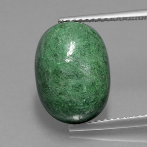 Maw-sit-sit verde natural 9,30ct, corte oval, opaco
