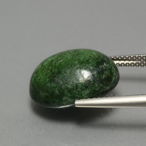 Maw-sit-sit Verde Natural 13,62ct, Corte Oval, Opaco
