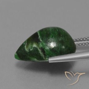 Maw-sit-sit verde natural 9,44ct, formato de pêra, opaco