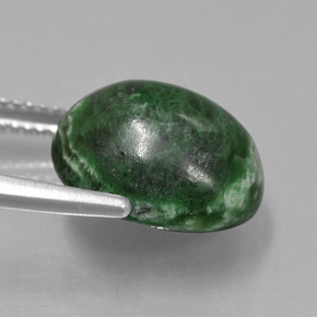 Maw-sit-sit verde profundo natural 8,70ct, corte oval, opaco