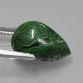 Maw-sit-sit verde natural 8,26ct, formato de pêra, opaco