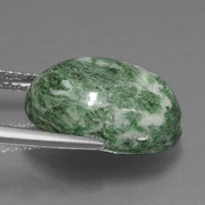 Maw-Senta-Senta Verde Natural 10.07ct, Corte Oval, Opaco