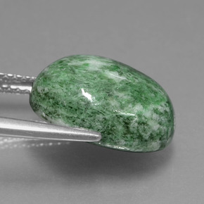 Maw-sit-sit verde natural 9,19ct, corte oval, opaco