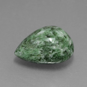 Maw-sit-sit verde terroso natural 6,89ct, formato de pêra, opaco