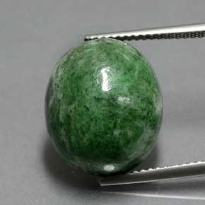 Maw-sit-sit verde natural 18,15ct, corte oval, opaco