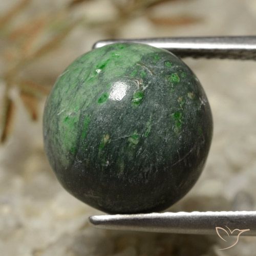 Maw-Senta-Senta Verde médio Natural 7.81ct, Corte Redondo, Opaco