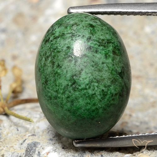 18.43ct Natural Verde médio Maw-Senta-Senta, oval, Opaco