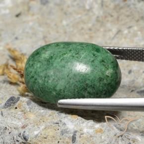 Maw-Senta-Senta Verde médio Natural 18.63ct, oval, Opaco