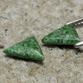 Pedras preciosas de maw-sit-sit verde natural de 2,03 ct, trillion, opaco