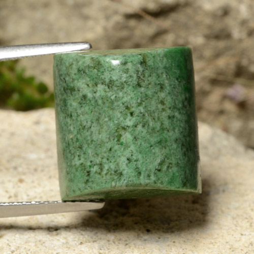 Maw-sit-sit verde pinho natural 16,76ct, baguete, opaco