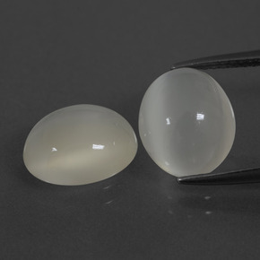 Pedras preciosas de Pedra da Lua branco quente natural de 6.46 ct, Corte Oval, Translúcido