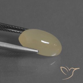 Pedra da Lua Castanho Claro Quente Natural 4.00ct, oval, Translúcido