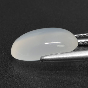 Pedra da lua branco natural 3,10ct, corte oval, translúcido