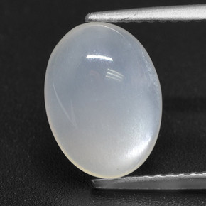 Pedra da lua branco natural 3,32ct, corte oval, translúcido