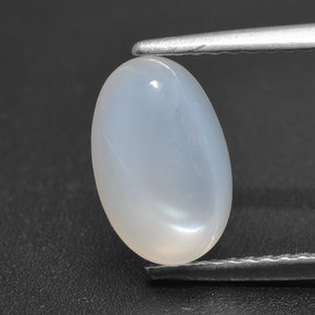 Pedra da lua branco natural 1,81ct, corte oval, translúcido