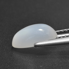 Pedra da lua branco natural 1,81ct, corte oval, translúcido