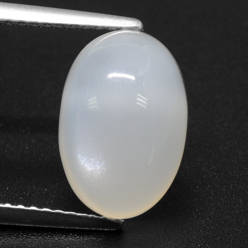Pedra da lua branco natural 4,99ct, corte oval, translúcido
