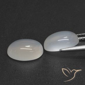 Pedras preciosas de Pedra da Lua branco translúcido natural de 4.79 ct, oval, Translúcido