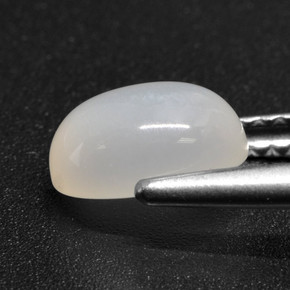 Pedra da lua branco natural 1,50ct, corte oval, translúcido