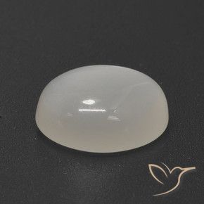 Pedra da lua branco natural 4,87ct, corte oval, translúcido