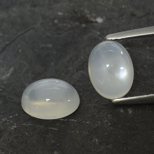 Pedras preciosas de pedra da lua branco natural de 2,79 ct, corte oval, translúcido