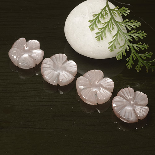 Pedras preciosas de pedra da lua rosa natural de 17,30 ct, corte flor, translúcido