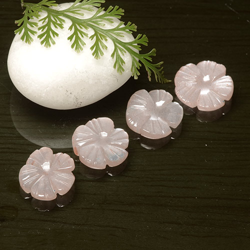 Pedras preciosas de Pedra da Lua Rosa bem claro natural de 7.89 ct, Flor cortada, Translúcido