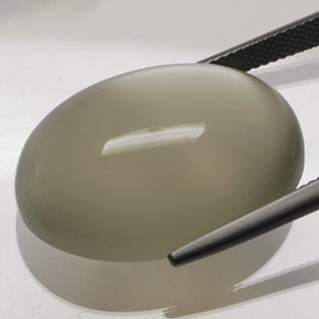 Pedra da lua creme natural 41,03ct, corte oval, transparente