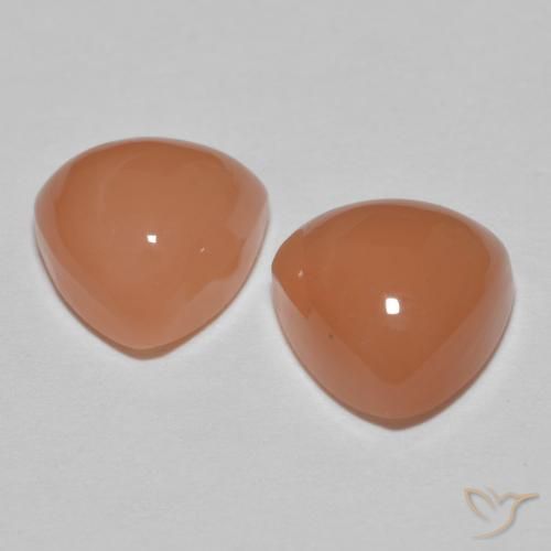 Pedras preciosas de Pedra da Lua Pêssego Profundo natural de 4.06 ct, Trilhão, Translúcido