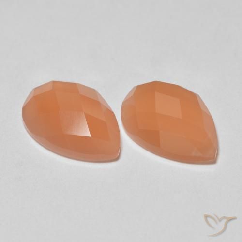 Pedras preciosas de Pedra da Lua Laranja Médio natural de 2.07 ct, Formato de pêra, Transparente