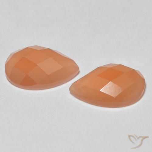 Pedras preciosas de Pedra da Lua Laranja Médio natural de 2.07 ct, Formato de pêra, Transparente