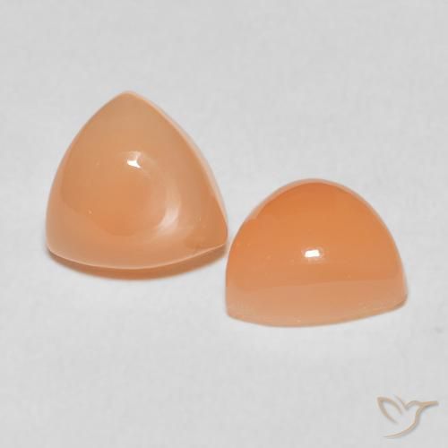 Pedras preciosas de Pedra da Lua Medium Light-Orange natural de 3.70 ct, Trilhão, Translúcido
