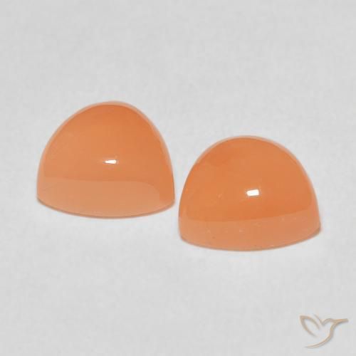 Pedras preciosas de Pedra da Lua Medium Light-Orange natural de 3.93 ct, Trilhão, Translúcido