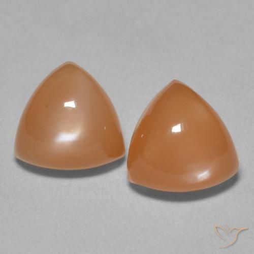 4.36ctw Natural Laranja claro Pedra da Lua, Trilhão, Translúcido