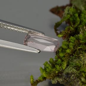 Morganita Luz rosa Natural 0.65ct, Almofada cortada, VVS