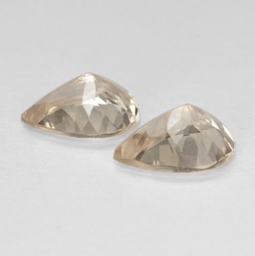 Pedras preciosas de Morganita Dourado claro natural de 1.58 ct, Formato de pêra, VVS-VS