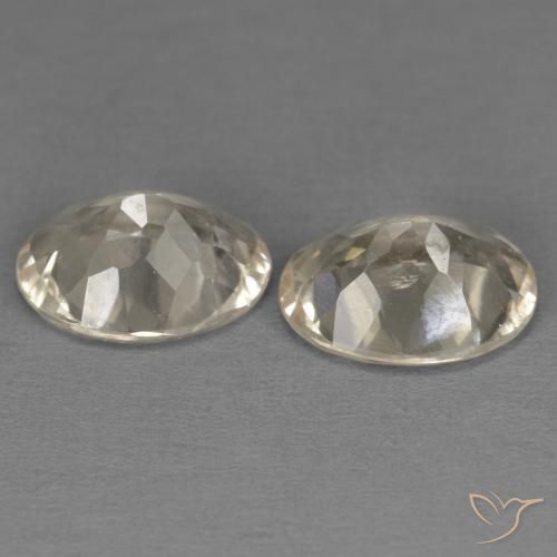 Pedras preciosas de Morganita Dourado claro natural de 1.99 ct, oval, VS