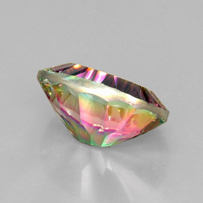 Quartzo místico multicolorido natural 12,67ct, corte oval, VVS